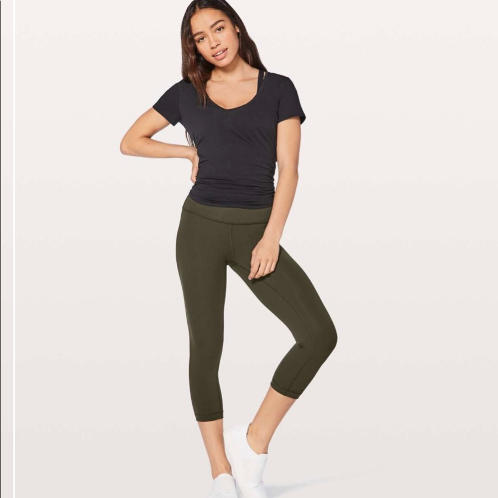 Lululemon Wunder Under Crop  Leggings Size 6